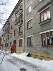 Сдаю 2-х комнатную квартиру в центре 